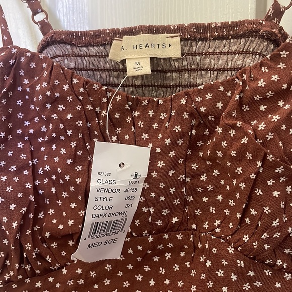 Pacsun brown top w/ white flowers - Picture 3 of 3